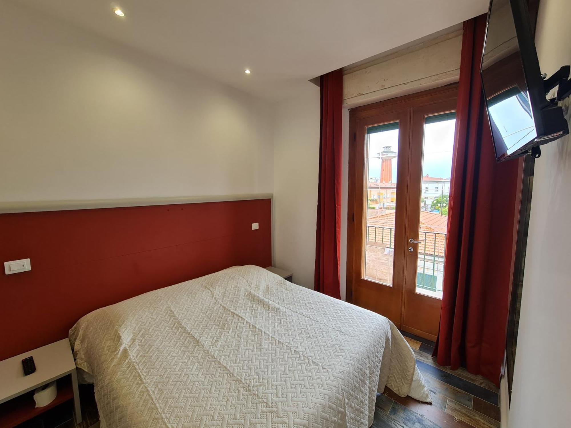 Ricci 16 - Suite & Rooms Livorno Bagian luar foto