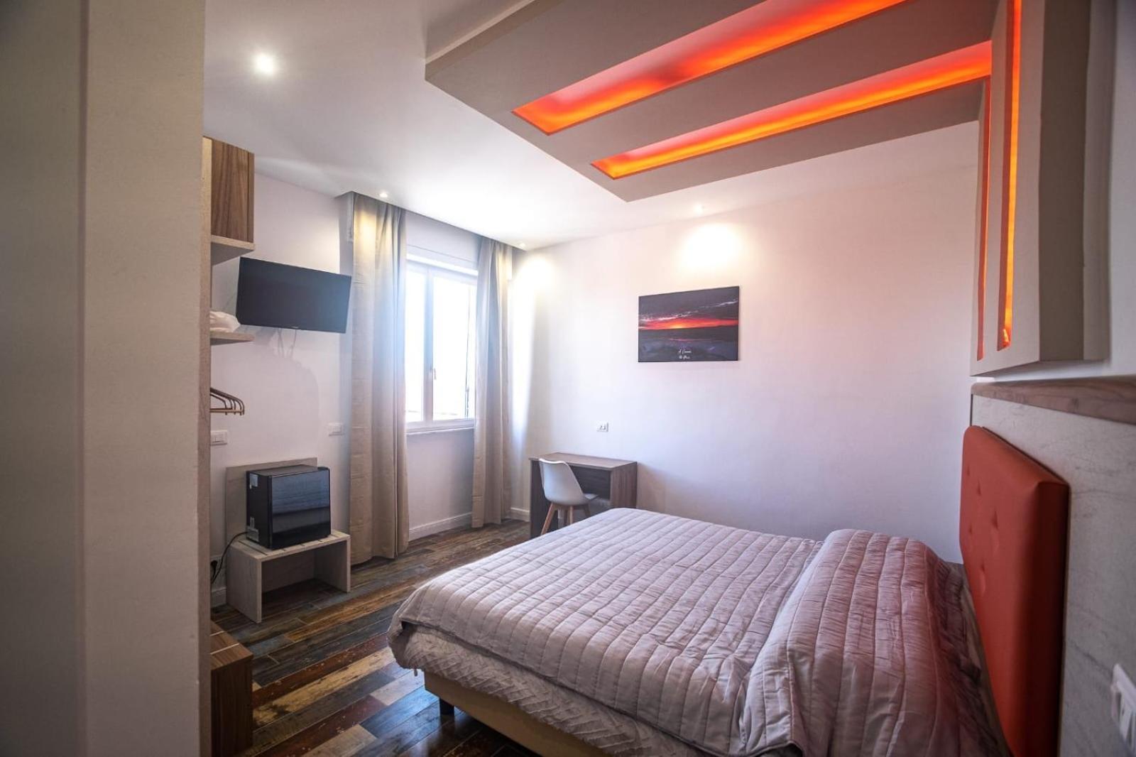 Ricci 16 - Suite & Rooms Livorno Bagian luar foto
