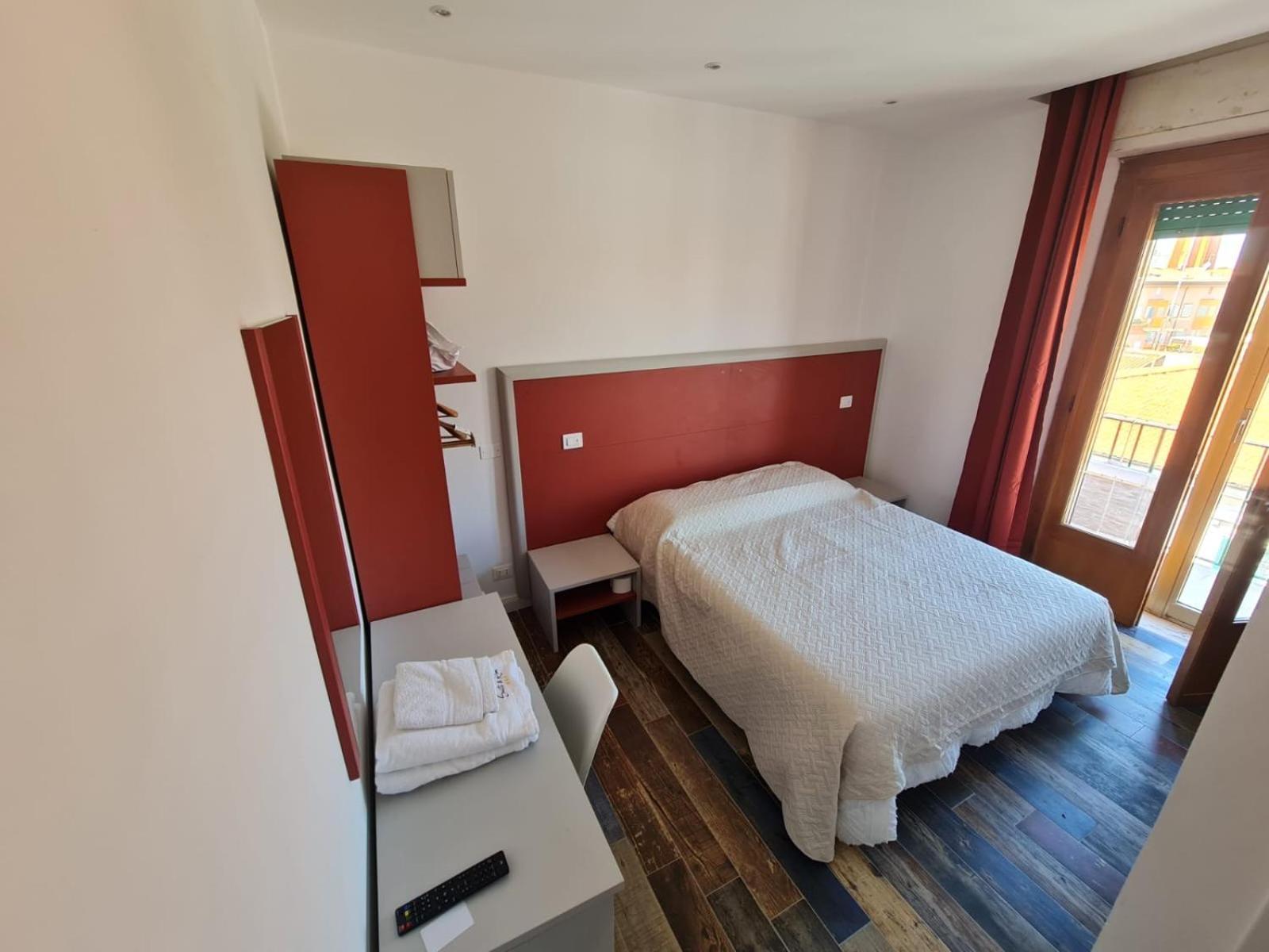 Ricci 16 - Suite & Rooms Livorno Bagian luar foto