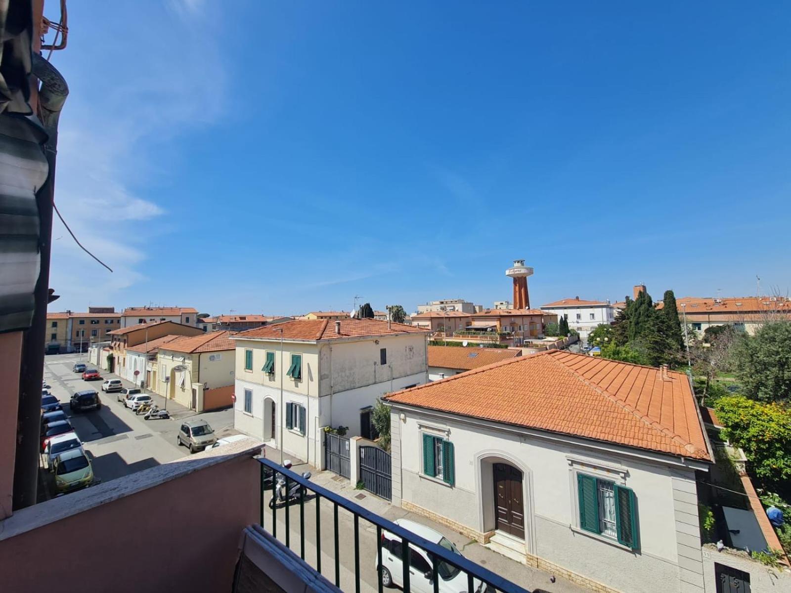 Ricci 16 - Suite & Rooms Livorno Bagian luar foto